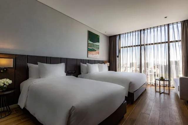Premier Pearl Hotel — Deluxe Triple Ocean View