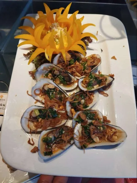 Premier Pearl Hotel — Sky Garden dining