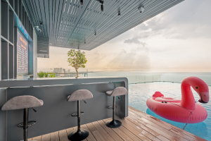 Vũng Tàu buổi tối ăn gì - Pool Bar - Rooftop